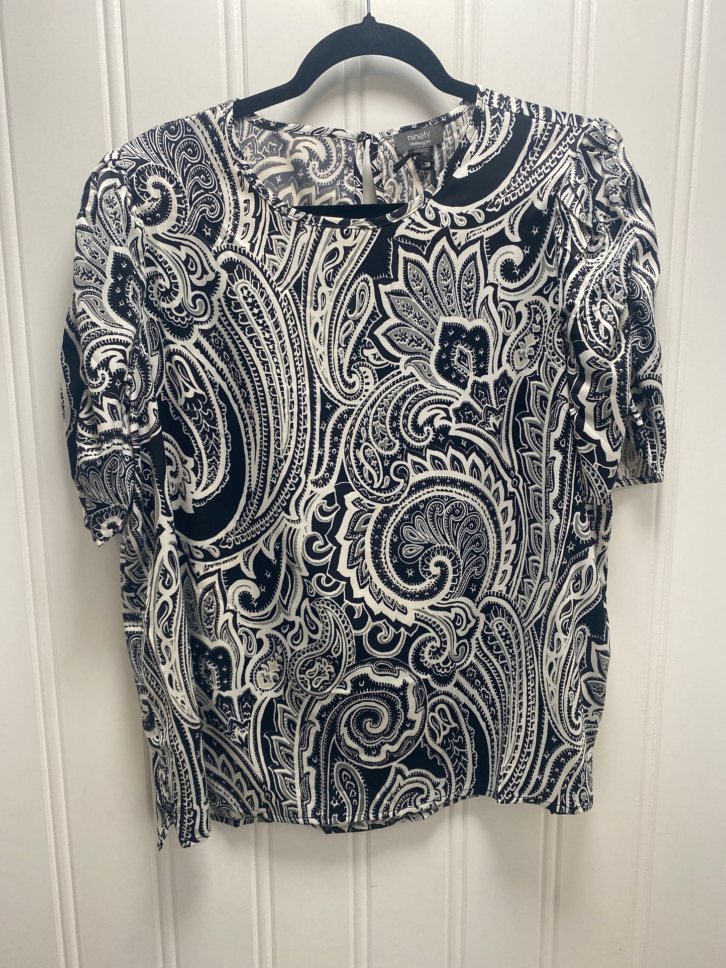 Black/White Satin Puff Sleeve Print Top