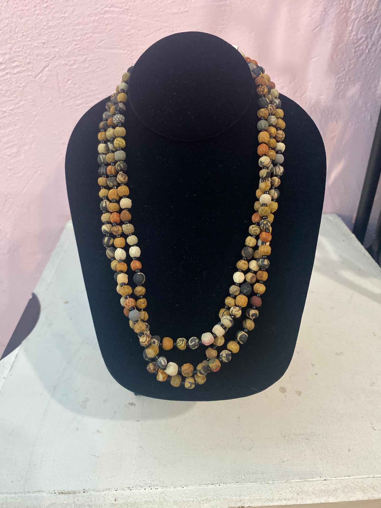 World Finds Necklace NE-5186