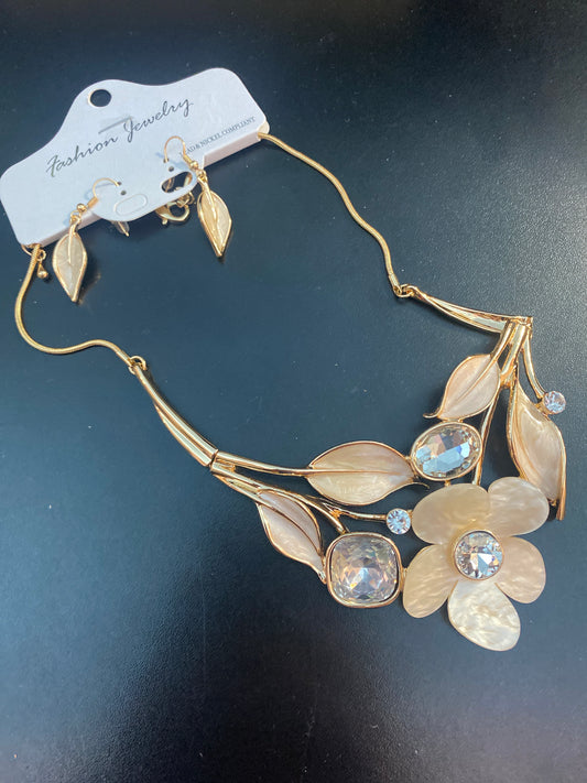 Ivory & Gold Necklace with Matching Earrings