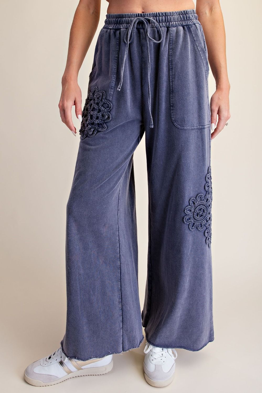 CROCHET PATCH WASHED TERRY PANTS