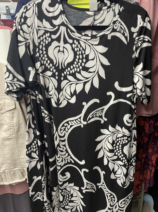 Dress Short Black/White Floral